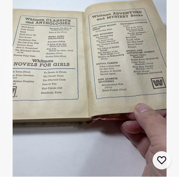 Vintage Lassie Book - Trouble at Panter's Lake paper back - Picture 4 of 6